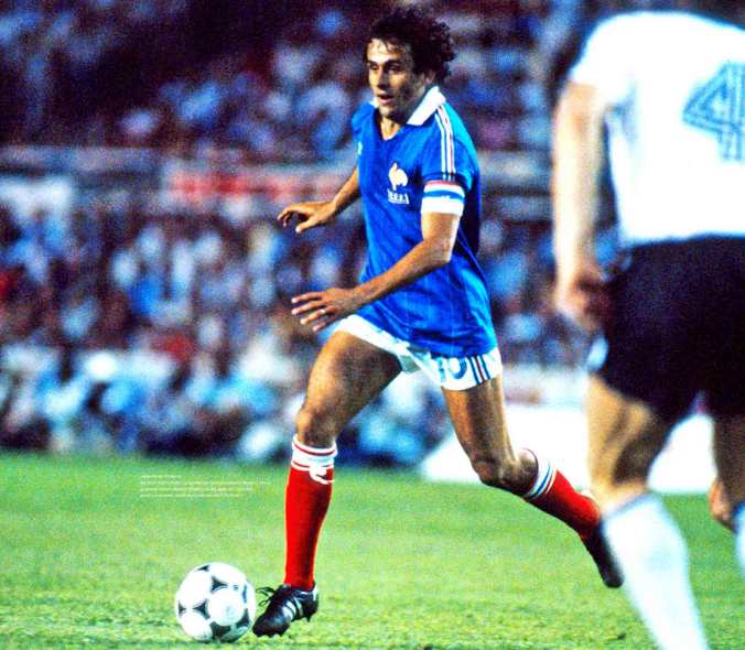 爱游戏下载-法国队力克泰国队，黄鸭组合刷新纪录