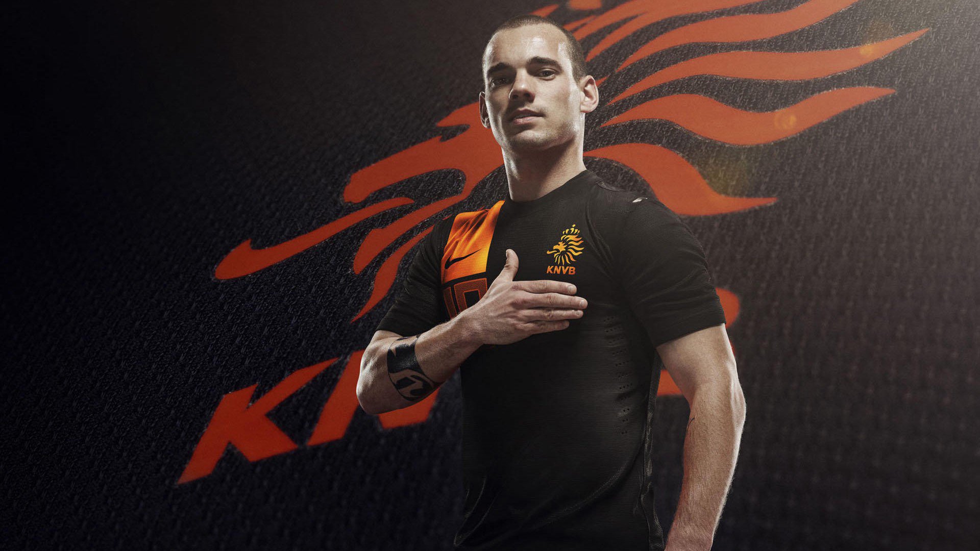 ayx世界杯2026-德甲争冠战之夜，劳塔罗用实力证明自己，当沉默的火焰点燃整个安联